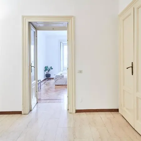Easylife - Sophisticated In Cadorna Area