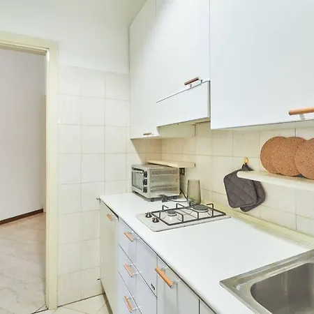 Easylife - Sophisticated In Cadorna Area