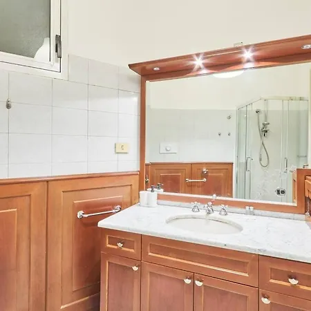 Easylife - Sophisticated In Cadorna Area * Milan